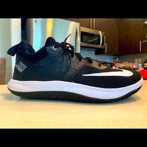 NEW Nike Fly By 2
